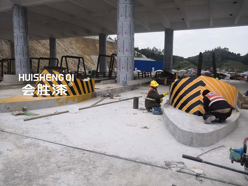 停車場反光漆